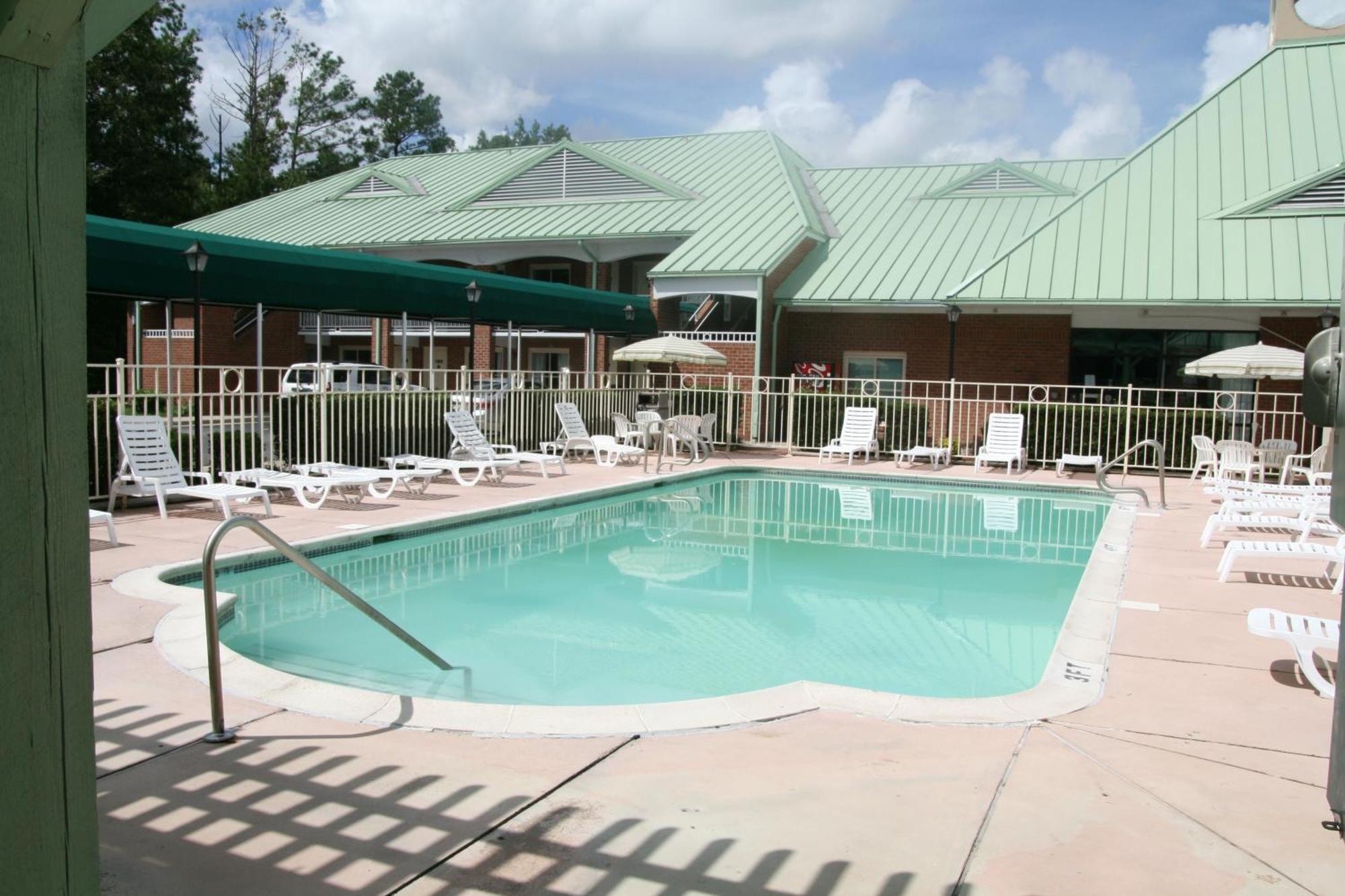Days Inn by Wyndham Petersburg/South Fort Lee Exterior foto
